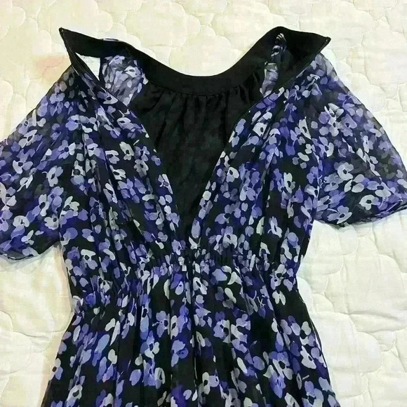 Kate Spade size small hydrangea chiffon dress 100% silk - Picture 15 of 16